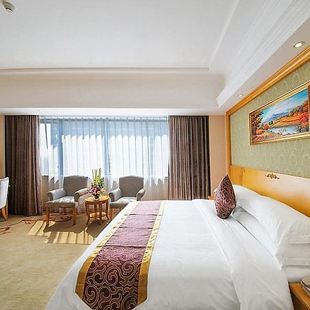 Vienna Hotel Guilin Wanfu Square Экстерьер фото