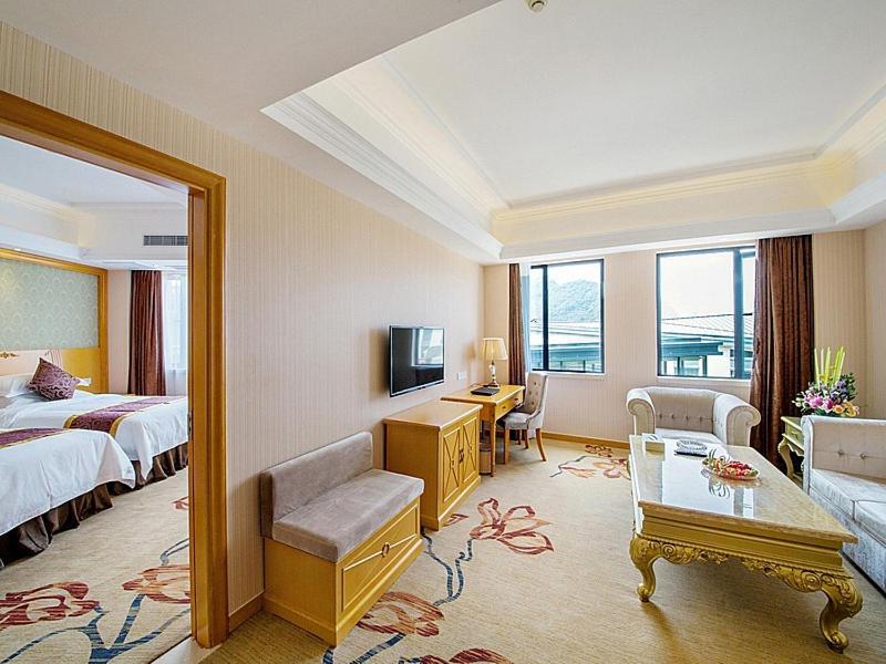 Vienna Hotel Guilin Wanfu Square Экстерьер фото