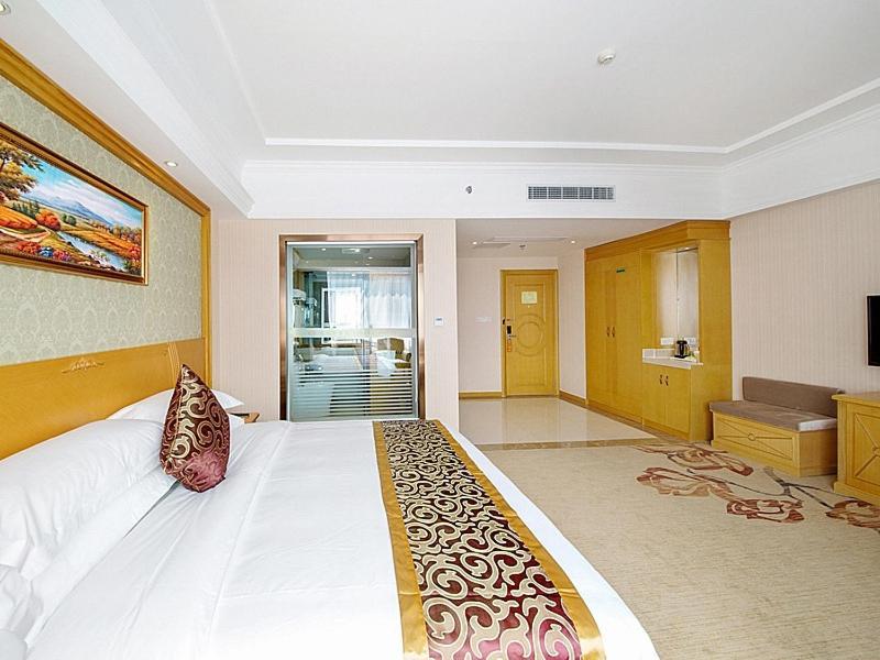 Vienna Hotel Guilin Wanfu Square Экстерьер фото